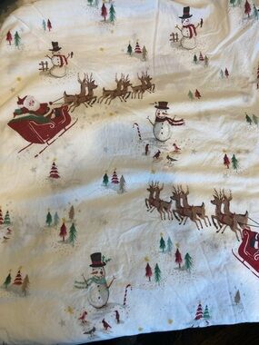 Pottery Barn Kids White Holiday Santa & Snowman Duvet Cover and Pillow Sham